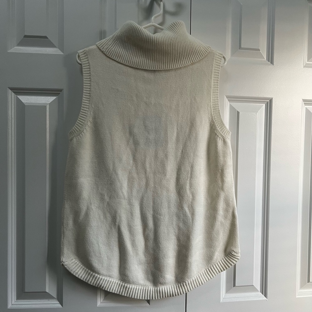 Sail to Sable sleeveless turtleneck sweater